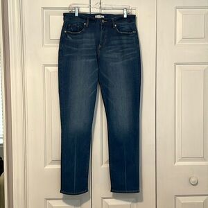 Straight leg girlfriend jeans